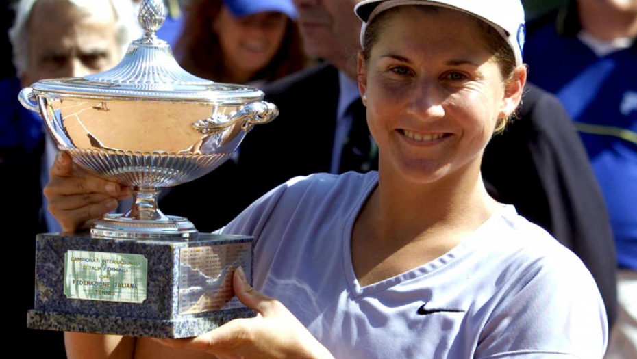 MONIKA SELEŠ SE POJAVILA NA INDIJAN VELSU Evo kako danas izgleda nekadašnje "čudo od deteta!"