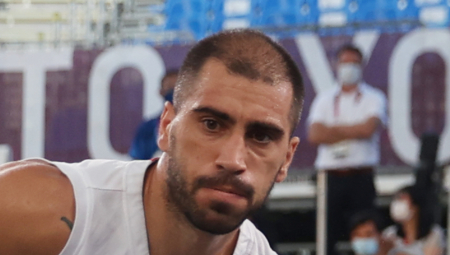 SRBIN ODUŠEVIO SVET Bulut sjajnim potezima doneo pobedu svom timu (VIDEO)