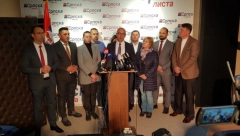 SRPSKA LISTA OČITALA LEKCIJU MOMČILU TRAJKOVIĆU Kako bi on bio kreativan da je bio na mestu Srećka Sofronijevića?