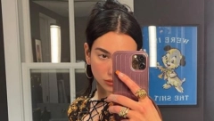 ZBOG NJE SU "RAZAPELI" ANU IVANOVIĆ: Albanska pevačica živela je u Prištini, javno vređa Srbe, a zbog jedne laži sledi joj i tužba iz Leskovca