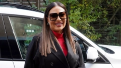 CECA U  KOŽNOM MINIĆU Na novom snimanju Zvezda Granda, folk diva zavodi u crnoj kombinaciji, a jedan detalj je svima zapao za oko