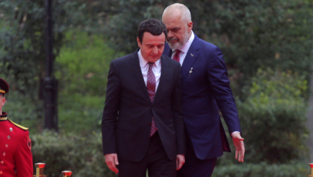 KURTI JOŠ JEDNOM ISKULIRAO RAMU Lažni premijer neće na sastanak u Tirani