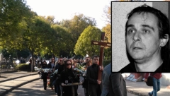 SAHRANJEN MARKO ŽIVIĆ Ispraćen govorom Dragana Bjelogrlića i pesmom "Jeleni umiru sami"! (VIDEO)