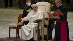 Papa: Treba nam akcija kao posle Drugog svetskog rata