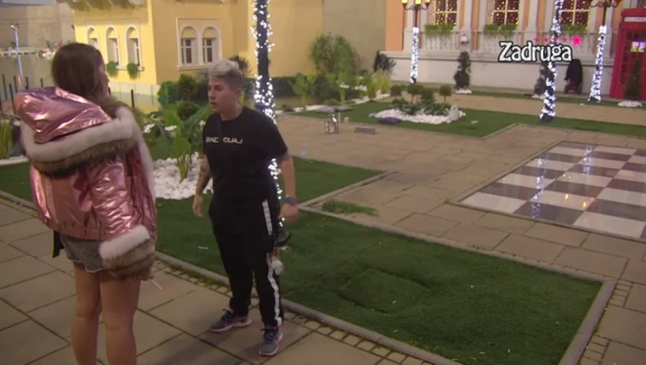 ŽESTOKO OPLELE PO DEJANU Matora objasnila Dalili zašto ne može da se druži sa njim!