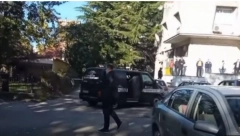 OPLJAČKANA POŠTA U SMEDEREVU Lopov se predstavio kao radnik za deratizaciju, zaprašio prostorije, pa izvadio pištolj, a onda je počela drama...