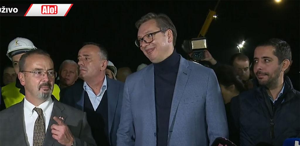 JEZIVA INSTRUKCIJA Hitno moramo da zabranimo Vučiću da nosi rolke