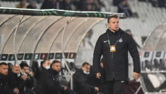 FRKA NA KRAJU MEČA! Stanojević dobio crveni karton zbog svađe sa sudijom, strateg Partizana propušta revanš sa Gentom!