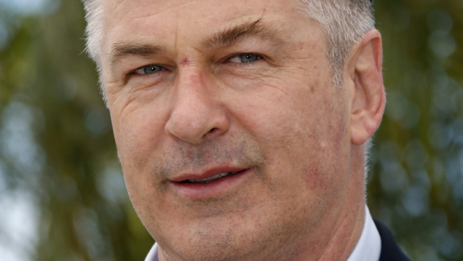 SVETSKA JAVNOST JE I DALJE U ŠOKU! Ovo je žena koju je ubio slavni holivudski glumac Alek Boldvin!