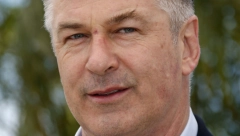 SVETSKA JAVNOST JE I DALJE U ŠOKU! Ovo je žena koju je ubio slavni holivudski glumac Alek Boldvin!