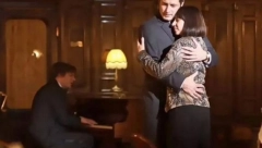 ZBOG NJE PLAČE CELA SRBIJA Paulina Manov pobegla je od kuće zbog ljubavi sa ovim srpskim glumcem! (FOTO)