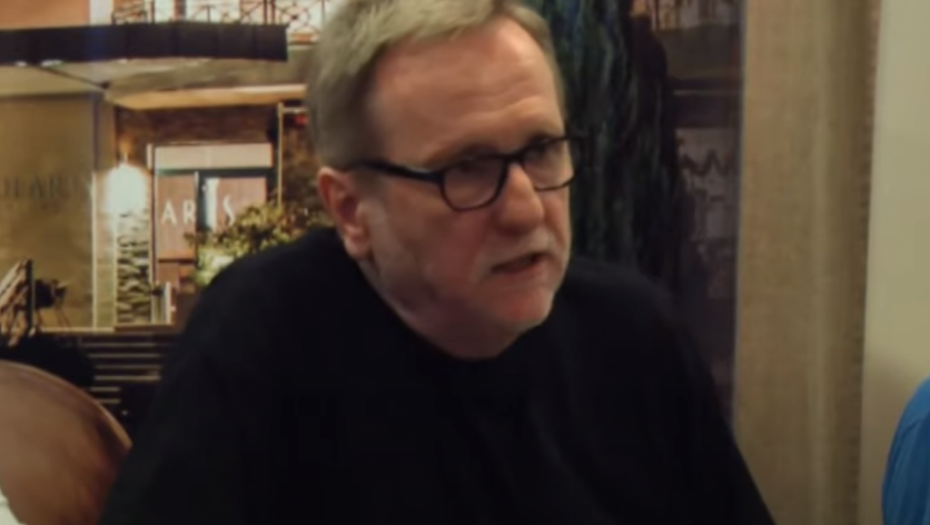 PUCAO IZ KALAŠNJIKOVA Alek Boldvnin je ubio koleginicu sa seta, a Bogdan Diklić je doživeo sličnu stvar!