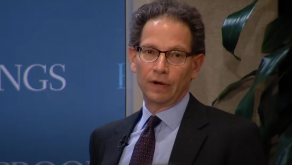 AMERIČKI EKSPERT ZA SPOLJNU POLITIKU Evropska unija i SAD mogu osigurati normalizaciju odnosa Beograda i Prištine