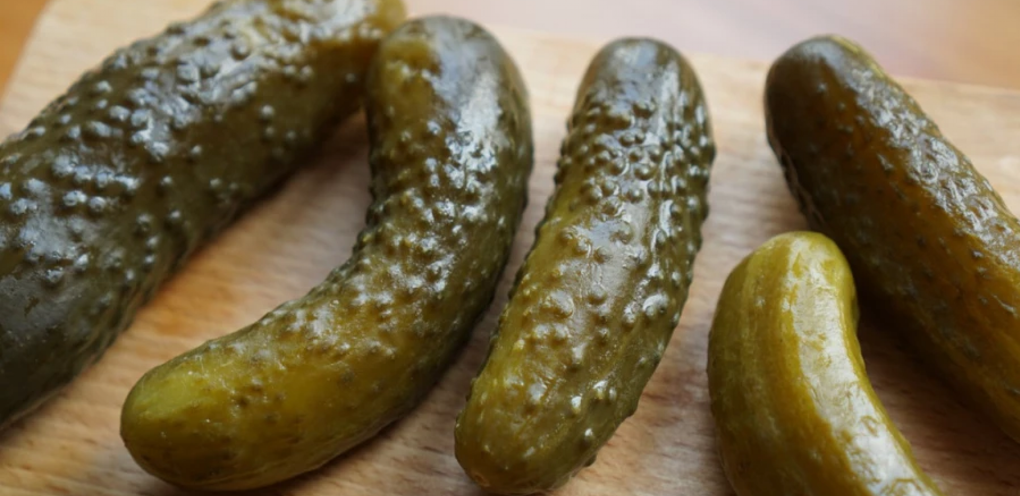 NE IZLAZITE NA ULICU, BEZ KISELOG KRASTAVCA Milioni ljudi ovo rade, kad čujete za šta je dobro i vi ćete