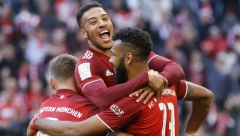 POBEDE BAJERNA I BORUSIJE Frajburg jedini tim bez poraza u Bundesligi (VIDEO)