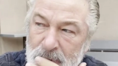 SRPSKI ORUŽAR OTKRIO KO JE KRIV U SLUČAJU ALEKA BOLDVINA Tvrdi da jedna stvar nije smela da se dogodi na snimanju i ko je napravio kobnu grešku!