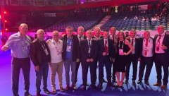 HILJADE MEDALJA NA SLICI! Goran Vesić sa legendama srpskog boksa!