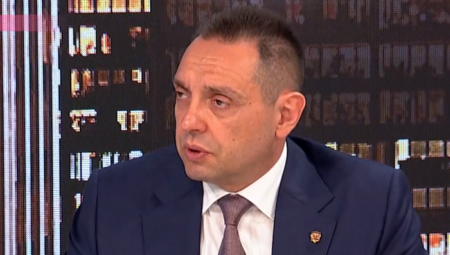 MINISTAR VULIN: Da preglasaš Srbe i uništiš im pravo da sami odlučuju o sebi? Nećeš!