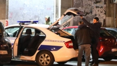 HAOS U BORU Udario policajca kolima i pobegao