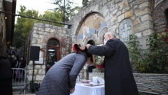 VERNICI SLAVE VELIKOG SVETITELJA Danas za sreću i zdravlje obavezno ispoštujte ovaj običaj