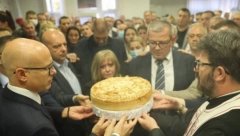 Vučević:Ne damo se. Verujemo. Idemo napred. Srećna nam Sveta Petka, da nam dugo donosi berićeta