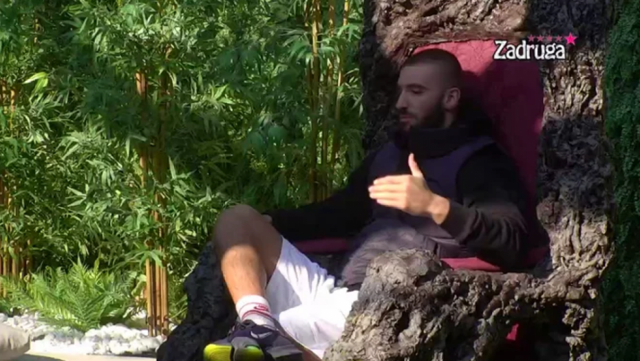 CAR ĆE JE UGUŠITI VIŠE NEGO DEJAN Mensur opleo po Dalili: Ona nema empatije, tek će da bude svađa kad se Dejan umeša!