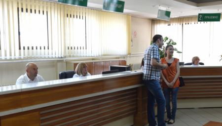 KREĆE PRIJAVA ZA DODATNIH 100.000 VAUČERA Jedna grupa građana nema pravo da se prijavi