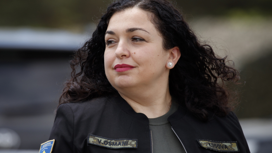 VJOSA OSMANI SANJA UŽIVO Naziva Srbiju severnim susedom koji izvodi vojne manevre sa Rusijom