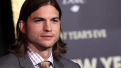 GLUMCA SU DVA PUTA HOSPITALIZOVALI ZBOG "SULUDE" DIJETE: Ešton Kučer "predozirao" se od ovog soka i završio u užasnim bolovima!