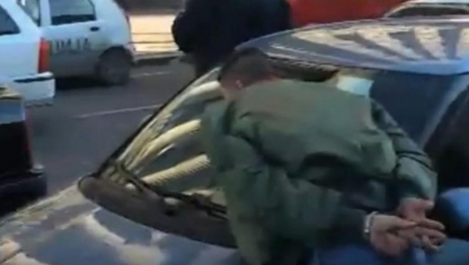 POLICIJA MUNJEVITO REAGOVALA Isključeni vozači iz saobraćaja zbog nasilničke vožnje