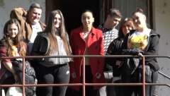 POTRESNA PRIČA PORODICE IZ VIŠEGRADA! Žive u oronuloj kući, nisu mogli da priušte put u Beograd, a onda im se javila Zvezda! (VIDEO)