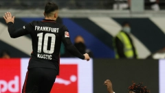 KOSTIĆ SPASILAC Ajntraht u 94. minutu do gola i boda (VIDEO)