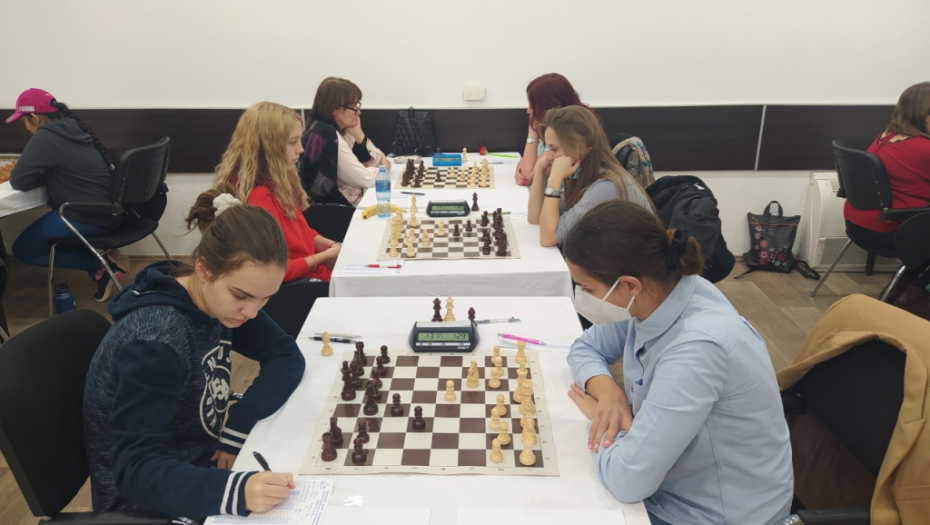 BATA ĆOSIĆ PODIGAO PEHAR ZASLUŽENO Gužva u vrhu na drugoj ligi za žene, ko će biti prvak?