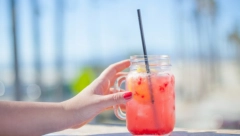 8 SIMPTOMA DA VAM TELO PROPADA OD OTROVA Uz pomoć moćnog, narodnog napitaka, za 3 dana, bićete zdravi kao dren