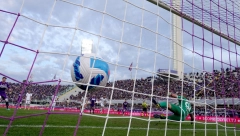 GOL MAŠINA Vlahović nadmašio legende Fjorentine (FOTO)