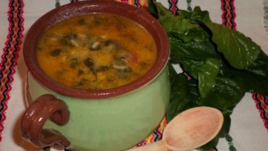 PUN TANJIR ZDRAVLJA Čorba od spanaća i piletine, bogata, mirisna, ukusna