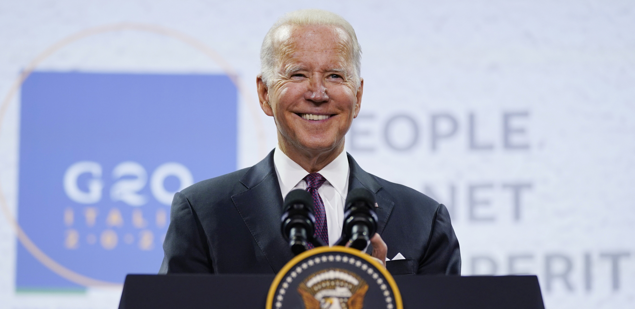 GLASNO NE Bajdenova naredba o vakcinaciji suspendovana