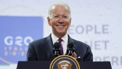 GLASNO NE Bajdenova naredba o vakcinaciji suspendovana