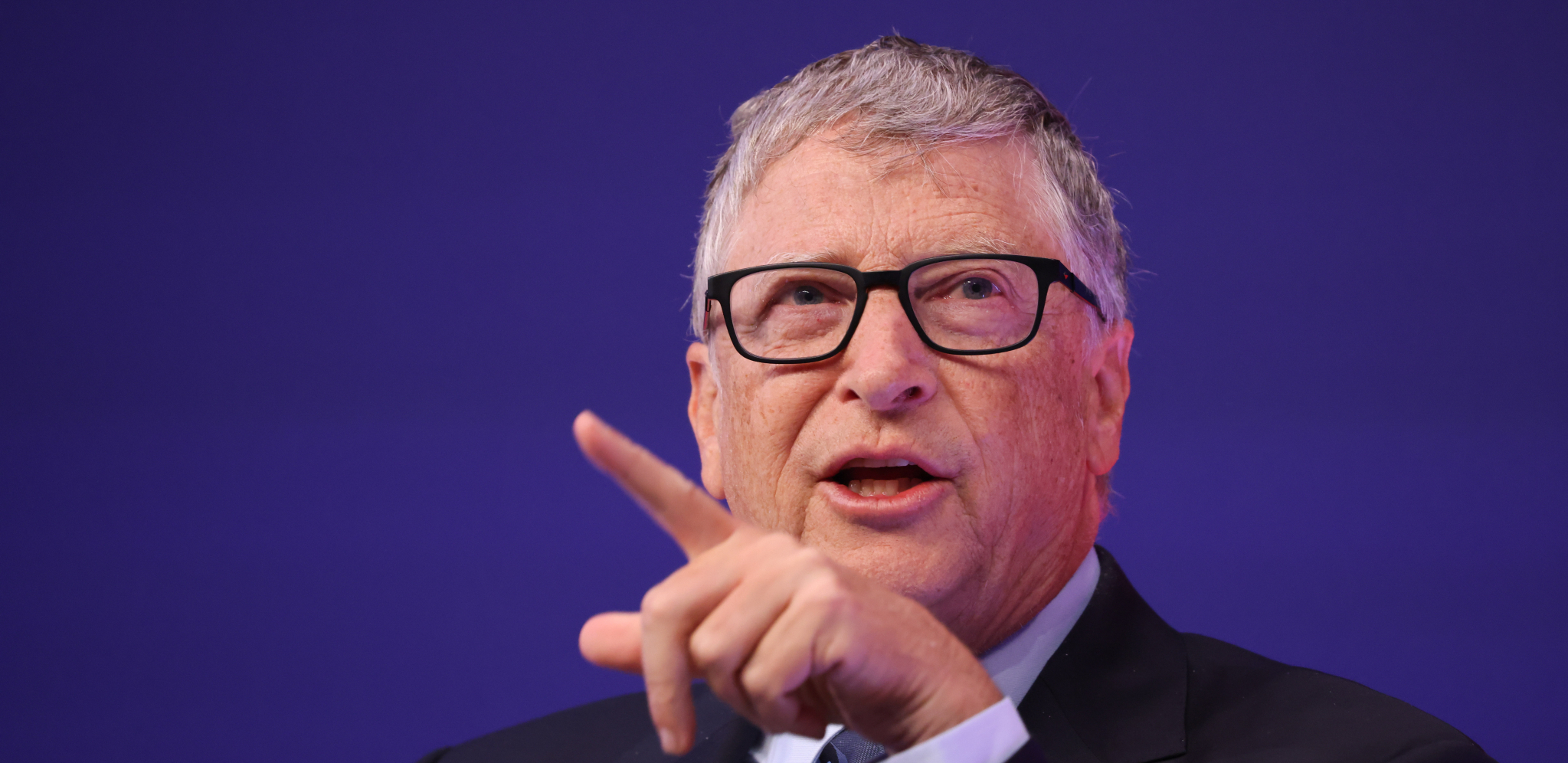 POČEO LOV NA SKRIVENO BLAGO Led se rapidno topi, a milijarderima to ide na ruku: Bezos, Gejts i Blumberg u trci za ključne resurse