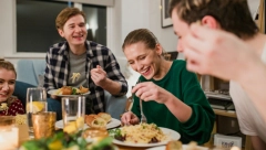 KARDIOLOG UPOZORAVA Znate li koje su namirnice najgore za srce? Ove tri mogu da izazovu infarkt, a jedemo ih svaki dan!