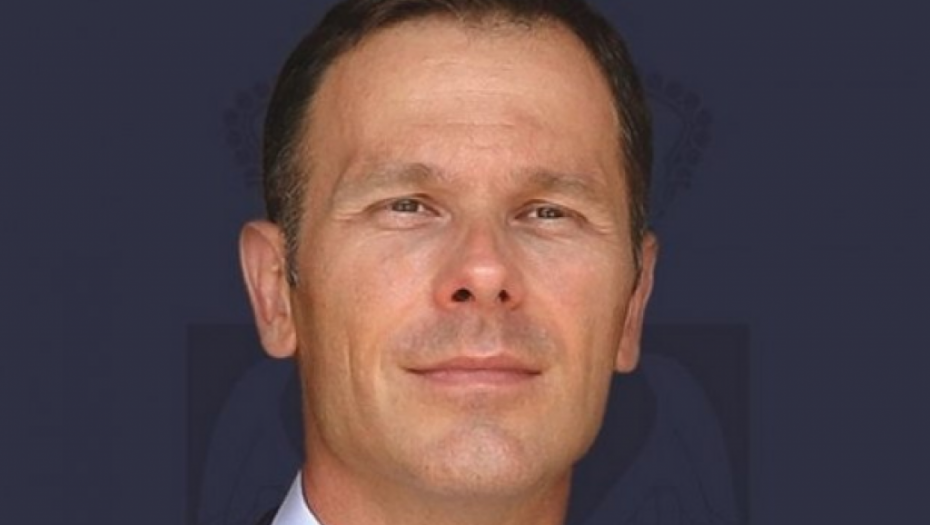 SINIŠA MALI NA INSTAGRAMU Odgovara na sva pitanja građana Srbije o novčanoj pomoći države!