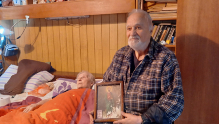 BOG NAM JE POSLAO SPASIOCA Zaboravio sam da ugasim slavsku sveću, a onda se pojavio on i spasao nam život!