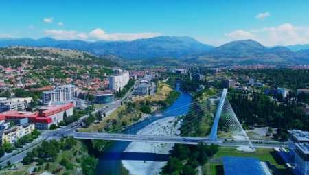 Evakuisani đaci iz nekoliko škola u Crnoj Gori zbog dojave o bombi