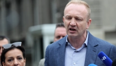 OD 14 SATI BLOKIRAJU PUTEVE I MOSTOVE Đilas izdao naredbu, fašizam na delu