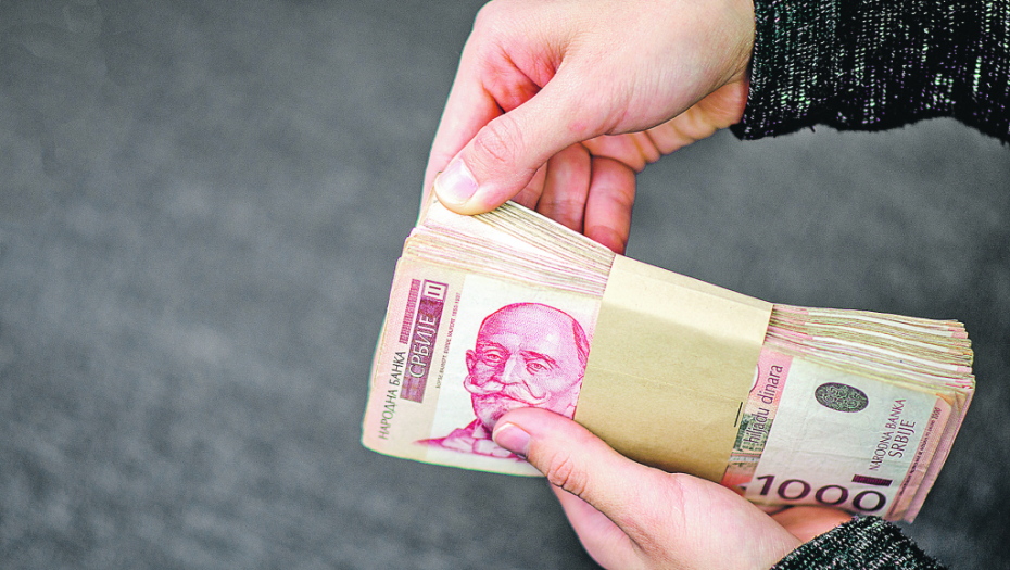 DO SADA PRIJAVLJENO 959.000 DECE Evo kada kreće isplata 10.000 dinara državne pomoći