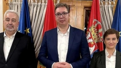 VUČIĆ OBJAVIO FOTOGRAFIJU SA KRIVOKAPIĆEM i ANOM BRNABIĆ Poslata poruka javnosti