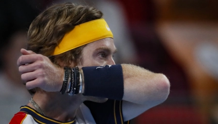 NOVAKU OLAKŠAN PUT DO FINALA! Veliko iznenađenje u Parizu, ispao jedan od glavnih favorita!