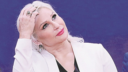 ZORANA SE NE KAJE I TERA PO SVOM Tvrdi da nema ništa loše u tome što je pričala za medije koji napadaju Vučićevu porodicu