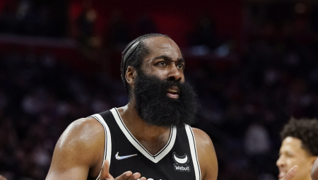 DŽEJMS HARDEN U SREDIŠTU ISTRAGE NBA počela oštrije da kažnajava: Sporna je njegova odluka