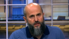 MUFTIJA BIO FATALAN ZA ŽENE Muamer Zukorlić imao dve supruge, gradom kružila priča o još jednoj, misterioznoj novinarki